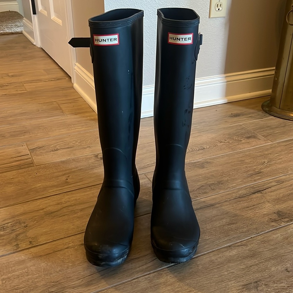 Tall Hunter boots size 10